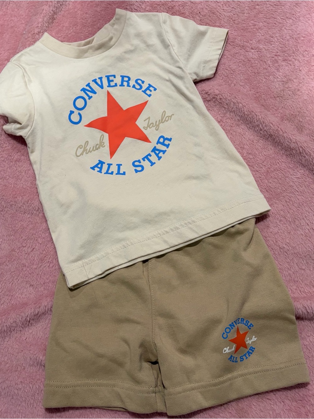 Boys Converse Cream Tee & Tan Shorts with Orange Star and Blue Logo sz 2t